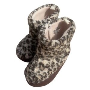 Leopard print faux fur boots Toddler Size 12-18 months